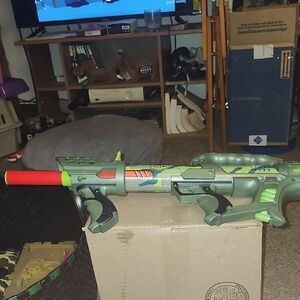 Kids Toy Blaster - Green and Red